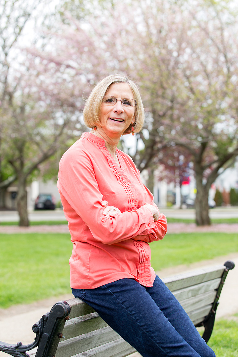 Portrait of volunteer Carol Virshbo